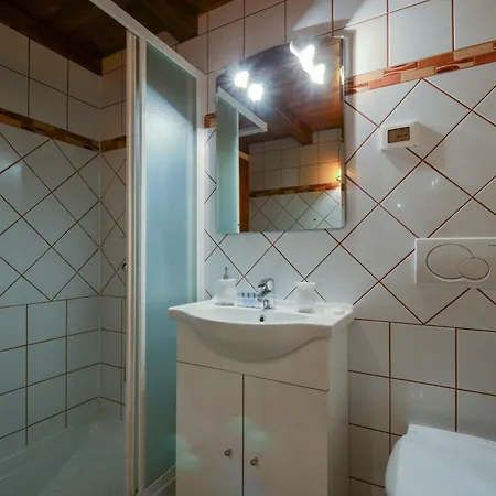 Malvazija I Teran Apartmán *