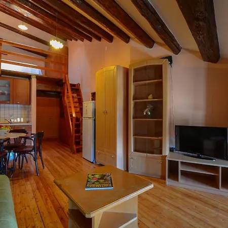 Malvazija I Teran Apartmán Buje