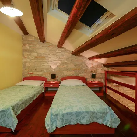 Malvazija I Teran Apartment